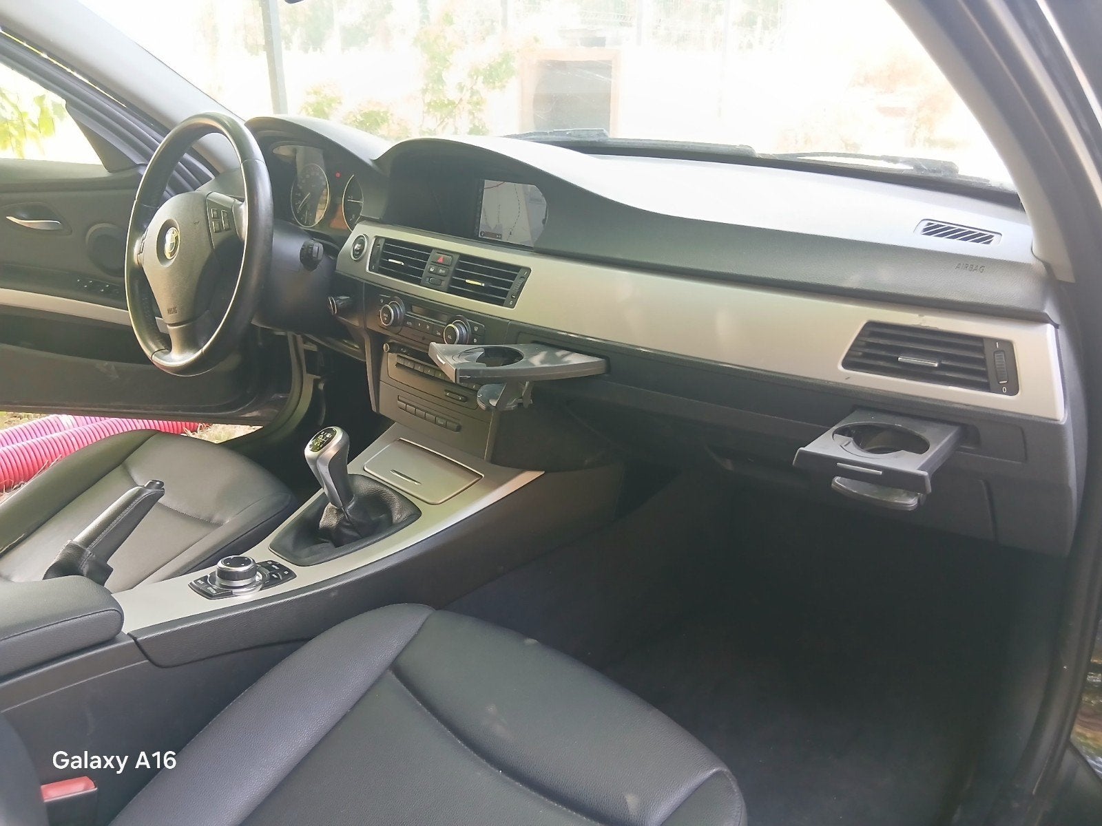 dashboard BMW 3-serie E90 E91 E91 E92 E93 2x bekerhouder, Ophalen, BMW