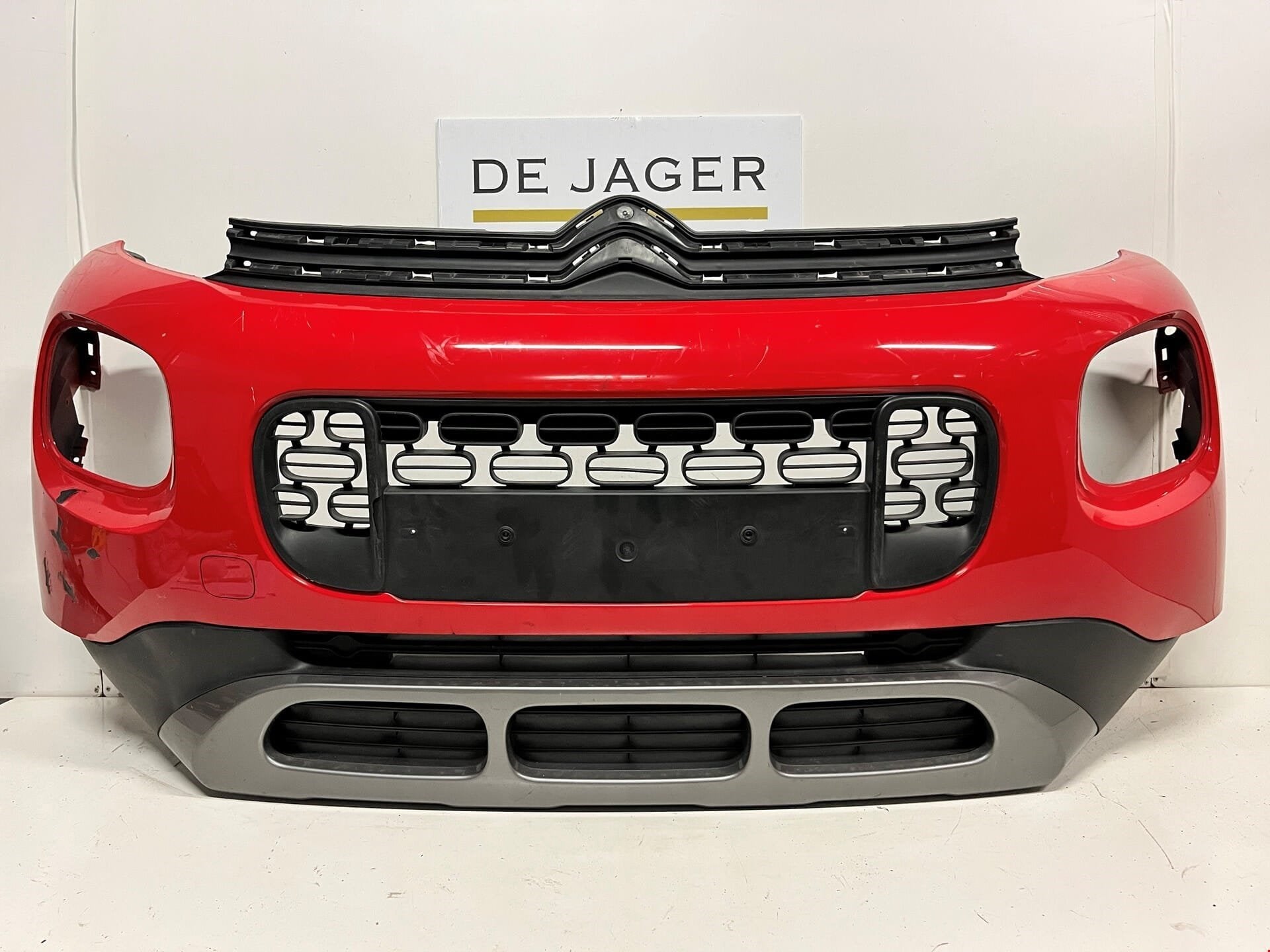 CITROEN C3 AIRCROSS VOORBUMPER BUMPER 13490015 2017-, Stellantis N.V., Utilisé, Avant, Taurusavenue 1
2132 LS  Hoofddorp, NL