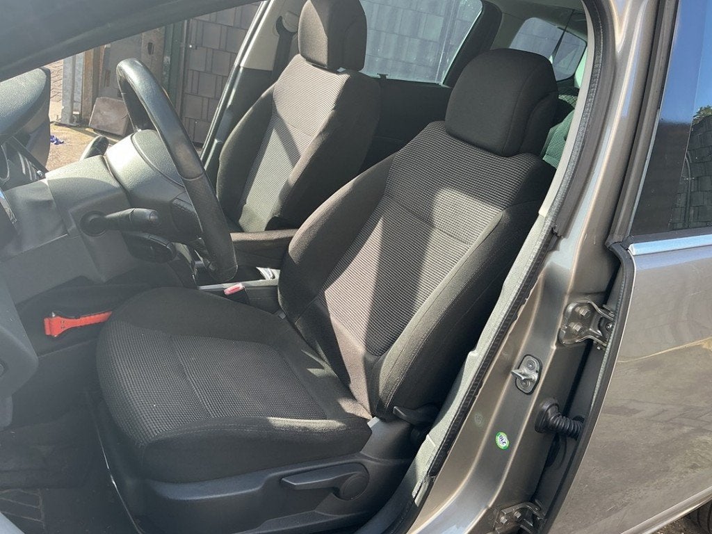 STOEL LINKS VOOR Peugeot 5008 I (0A / 0E) (01-2009/03-2017), Auto-onderdelen, Kontakt-peugeot@peugeot.com, Gebruikt, Peugeot Deutschland GmbH