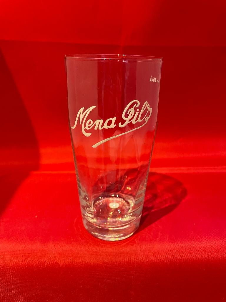 bierglas Mena Pils 25cl met facetten, Verzamelen, Ophalen of Verzenden, Gebruikt, Bierglas