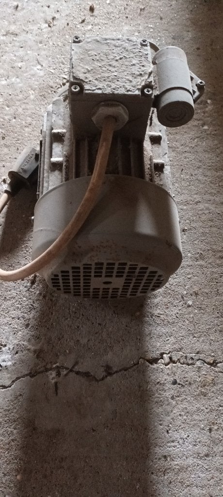 2 moteur électrique, Enlèvement, Utilisé, Moteur électrique