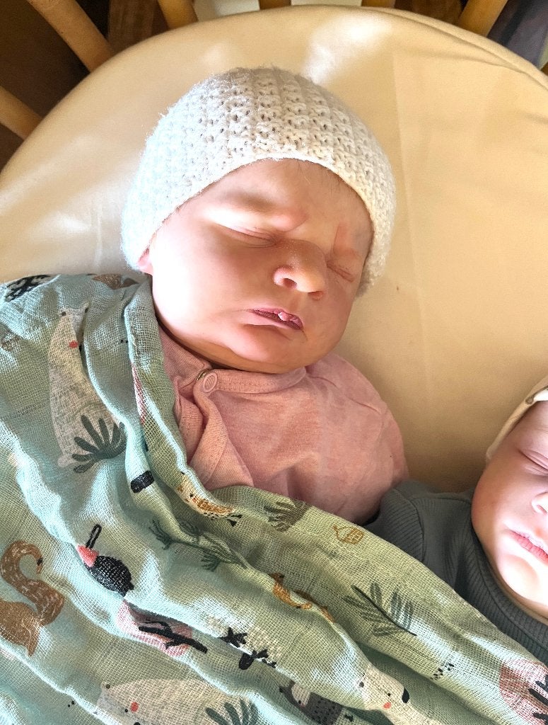 Reborn baby, Ophalen of Verzenden, Zo goed als nieuw, Babypop, Levensecht of Reborn