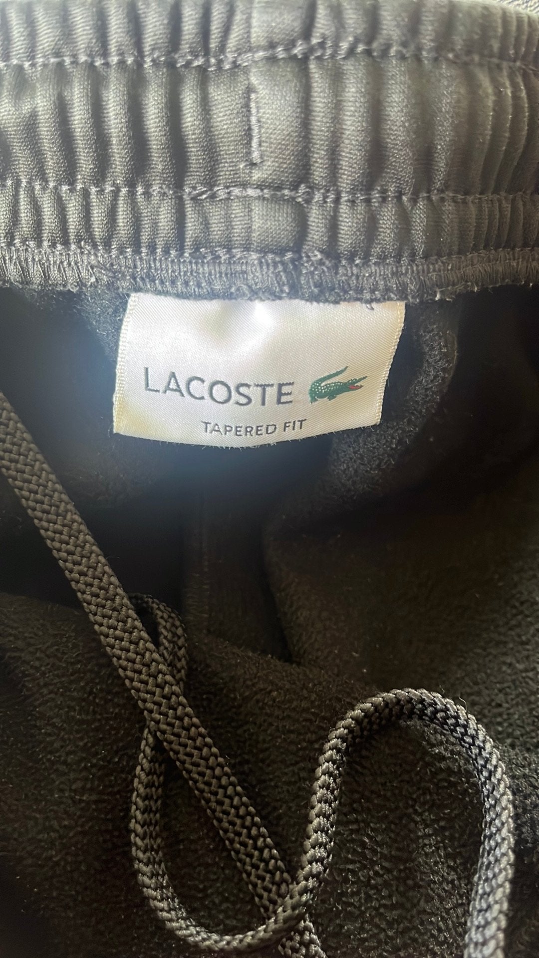 originele lacoste broek, Ophalen, Zo goed als nieuw, Maat 48/50 (M), Zwart