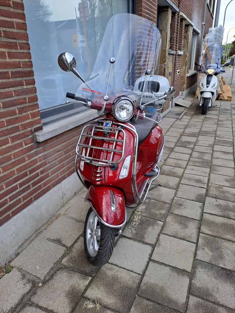 Vespa Primavera Touring A klasse, Ophalen