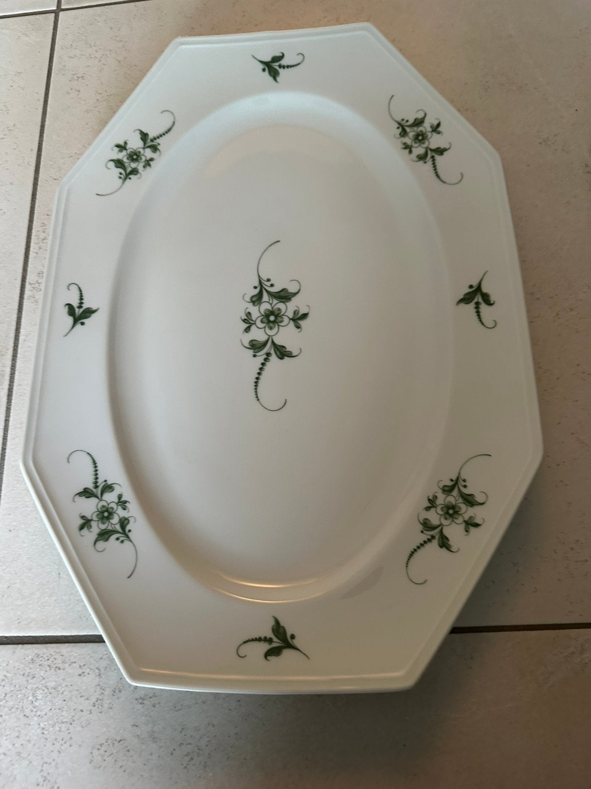 Service de table Royal Limoges France “À la Brindille”, Ophalen