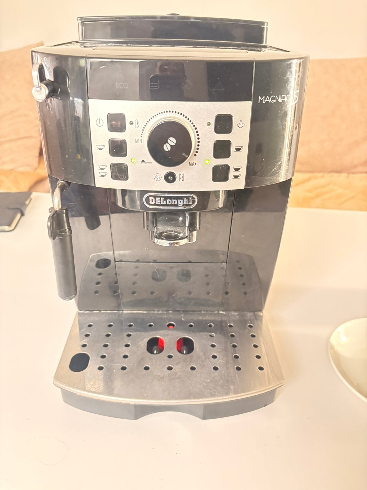 Delonghi Magnifica S koffiemachine Bonnen, Electroménager, Cafetières, Enlèvement, Comme neuf, Cafetière
