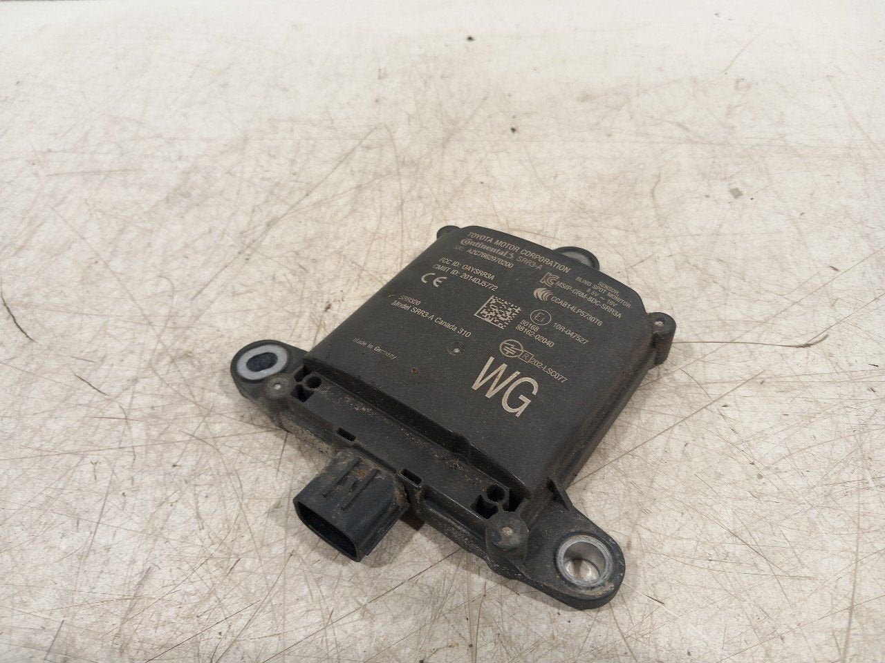Adaptive cruise control sensor Suzuki Swace, Onderdelen@venauto.nl, Van der Ven Autorecycling B.V., Gebruikt, Ettenseweg 76, 4706 PB Roosendaal, The Netherlands