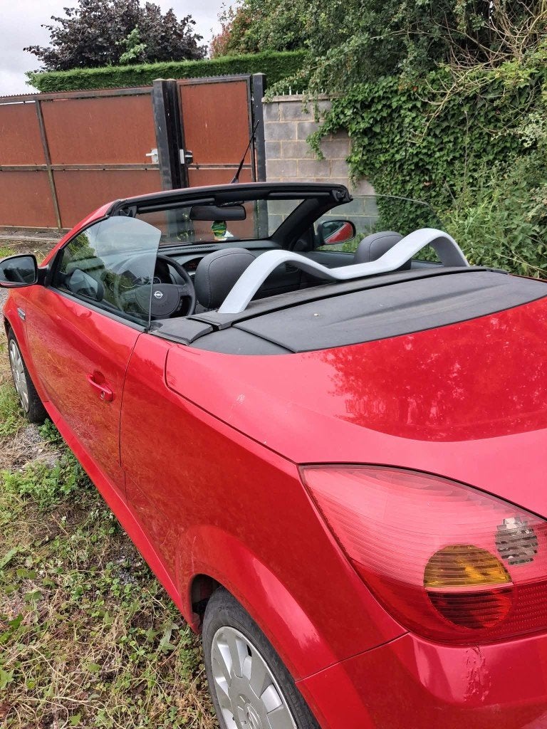 Opel, Auto's, Voorwielaandrijving, Stof, Zwart, 4 cilinders