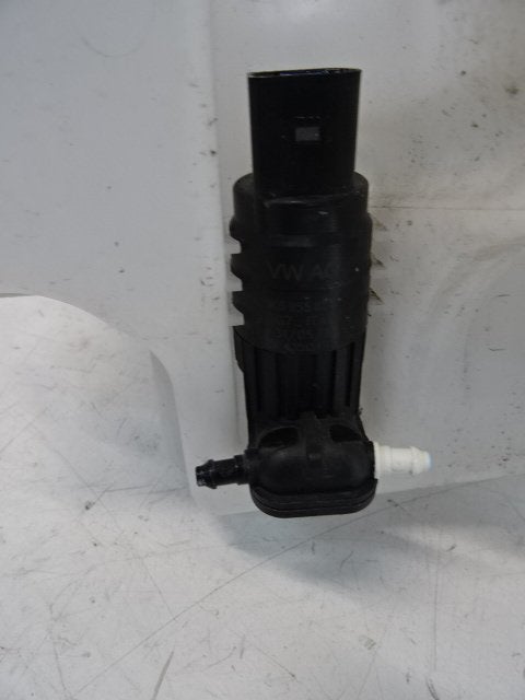 LAVE-GLACE POMPE AVANT Golf VII (AUA) (1K6955651), Volkswagen, Volkswagen AG, Utilisé, Kundenbetreuung@volkswagen.de
