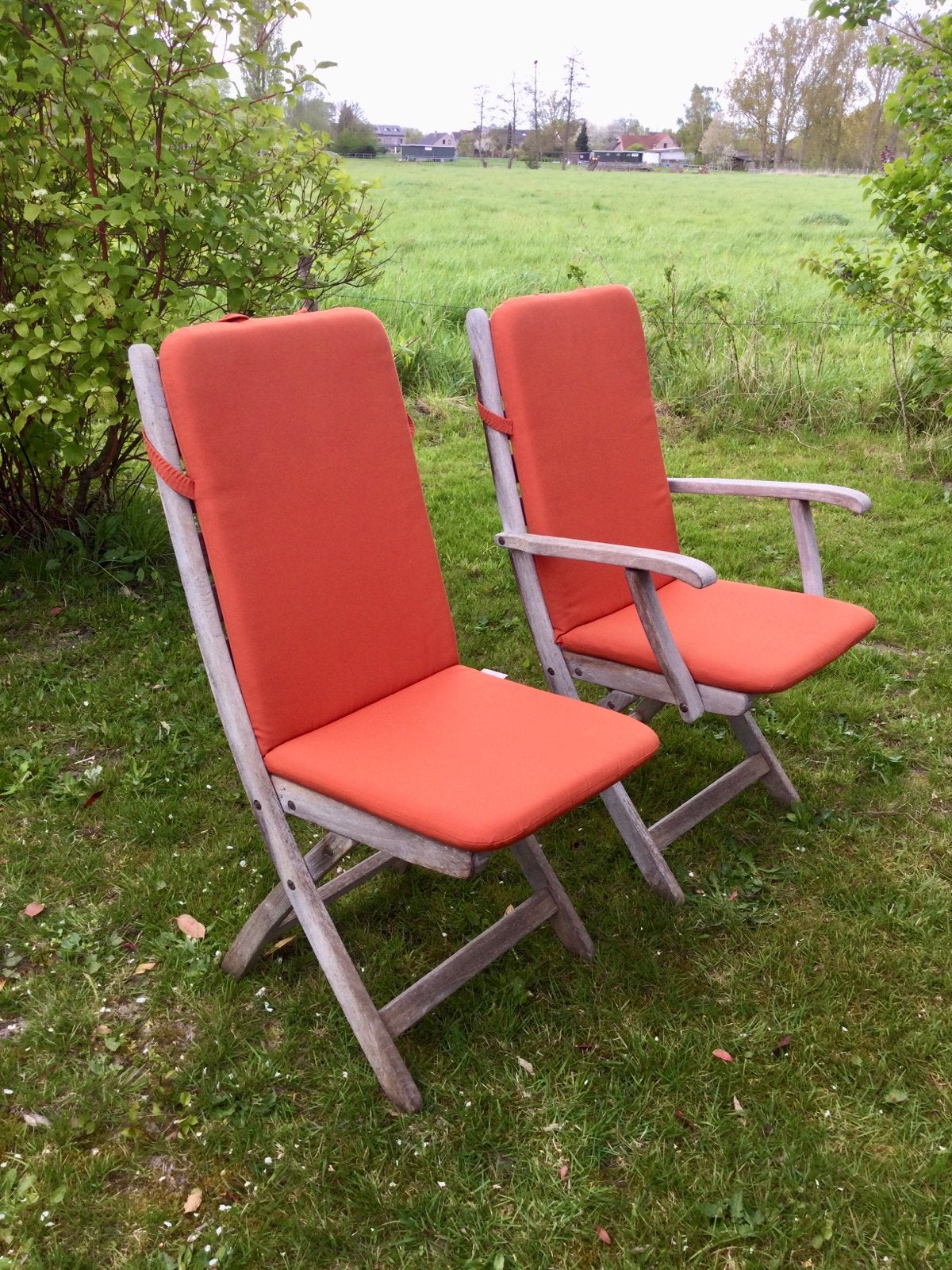 6 stevige teakhouten stoelen met kwalitatieve kussens, Tuin en Terras, Ophalen, Zo goed als nieuw