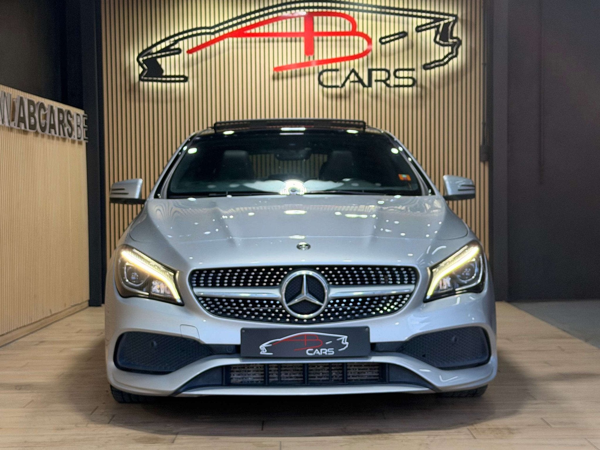 Mercedes-Benz CLA-Klasse 200 D * PACK AMG * 1ER PROPRIETAIRE, Autos, Achat, Entreprise, Anti démarrage, Automatique