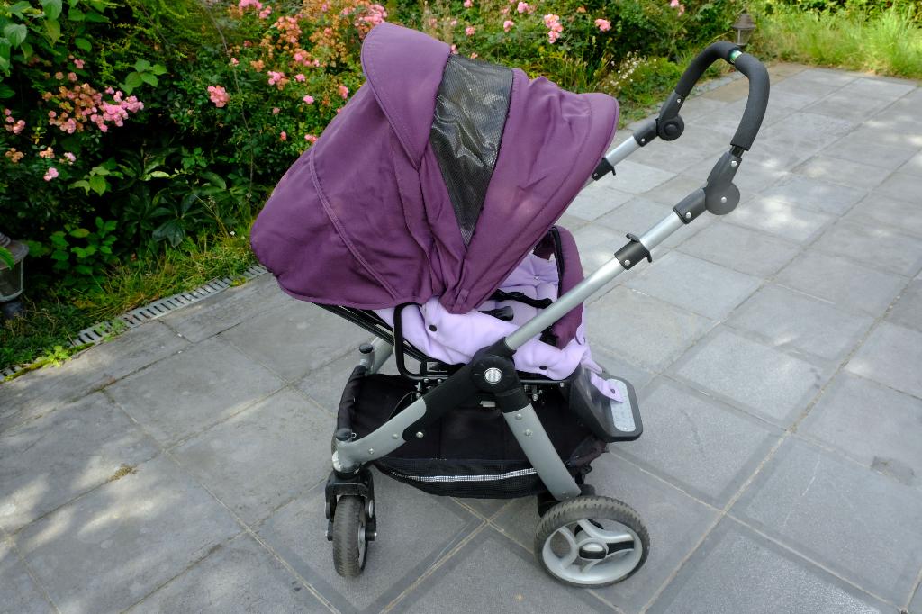 Poussette Teutonia, Enfants & Bébés, Poussettes & Combinaisons, Utilisé, Poussette combi, Autres marques, Pneus, Avec nacelle