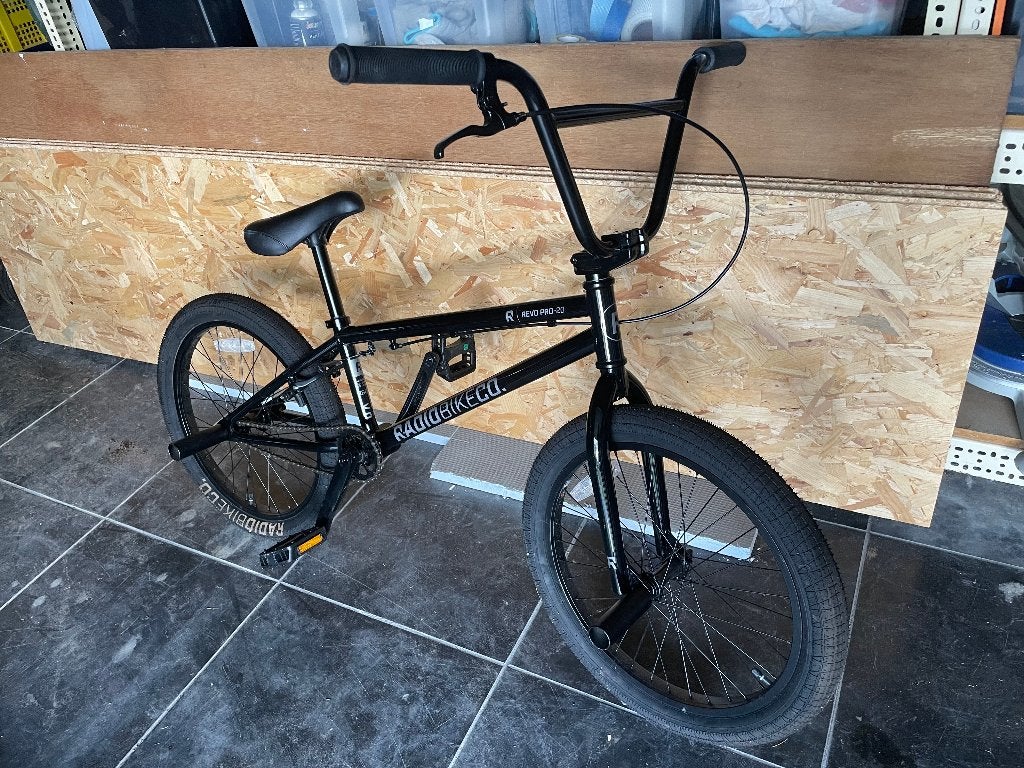bmx REVO PRO  - 20, Fietsen en Brommers, Velgrem, 20 tot 24 inch, Aluminium, Zo goed als nieuw