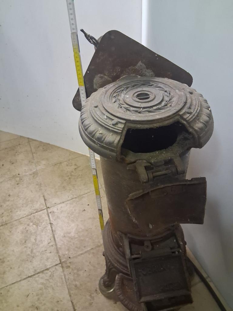 Oud antiek kachel - mooi model, Huis en Inrichting, Ophalen, Gebruikt, Allesbrander