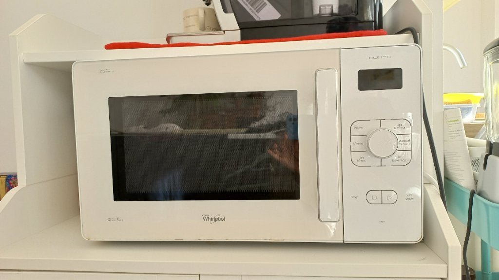 Micro-ondes Whirlpool Gusto GT281, Electroménager, Enlèvement, Utilisé, 45 à 60 cm, Four