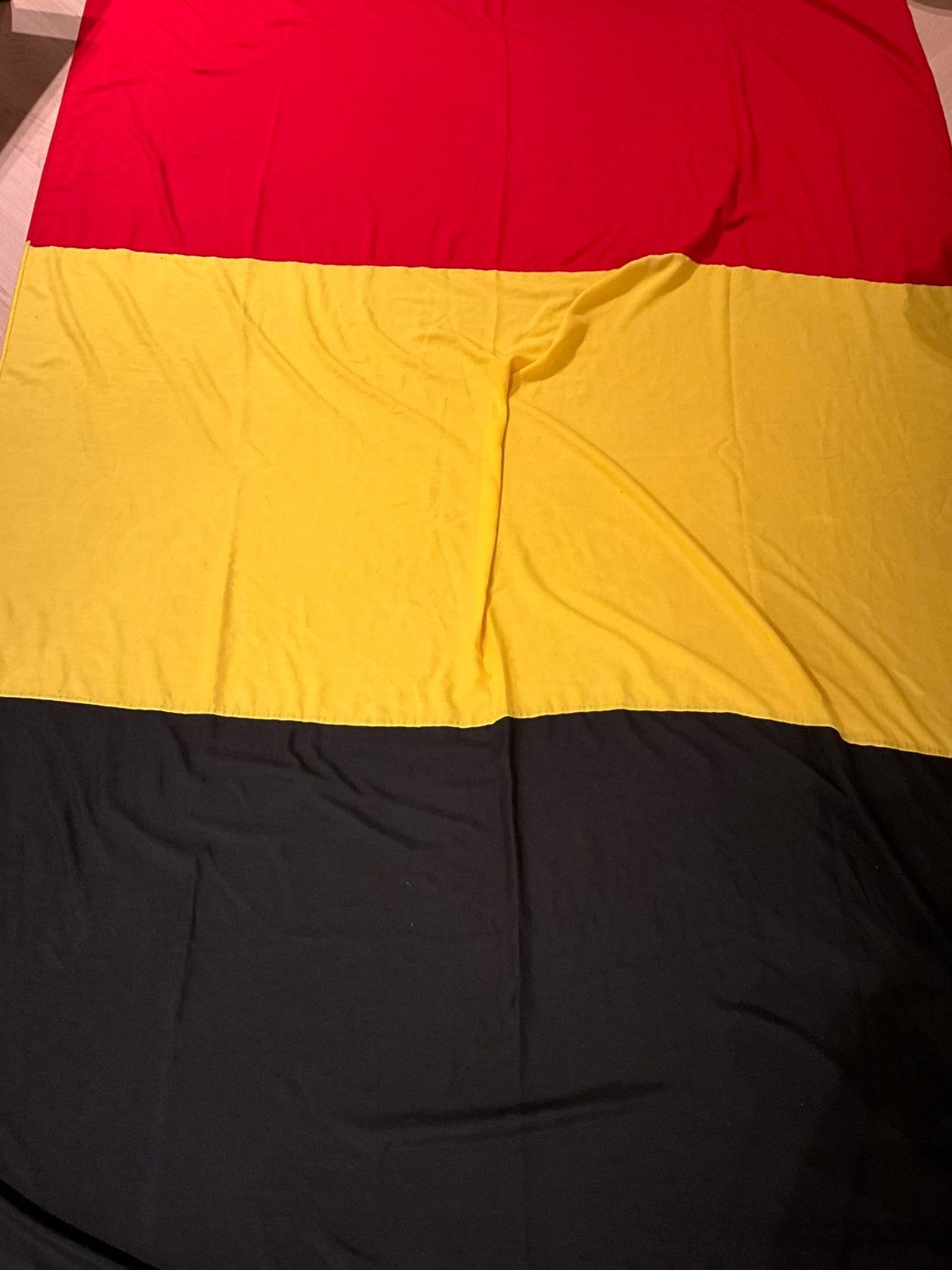 Taille du tissu du drapeau belge, Divers, Drapeaux & Banderoles, Enlèvement, Comme neuf
