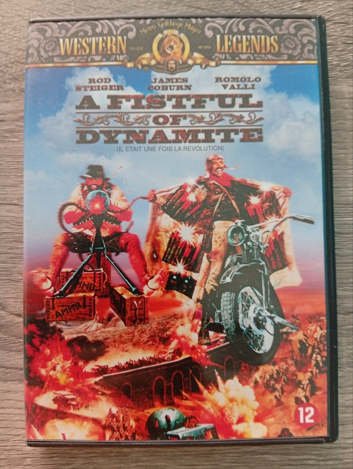 une poignée d'échafaudages à tiges DVD d'action à la dynamit, CD & DVD, Allemand, Matériel bonus, Comme neuf, Anglais