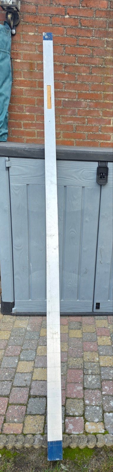 Te koop: metselprofielen 250cm lang, Ophalen