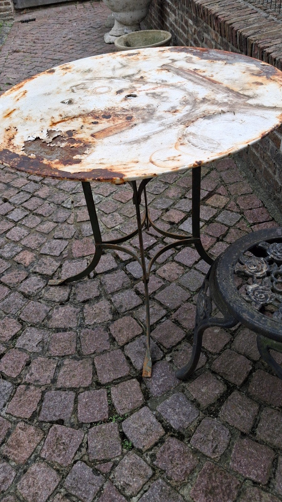 table de jardin de la marque Bistro Set., Enlèvement