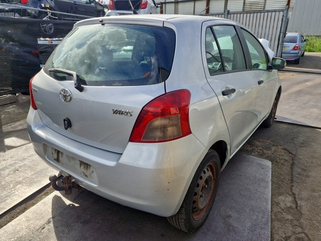 SCHOKBREKER RECHTS ACHTER Toyota Yaris II (P9), Gebruikt, Kundenbetreuung@toyota.de, Toyota, Toyota-Allee 2
50858  Köln, DE