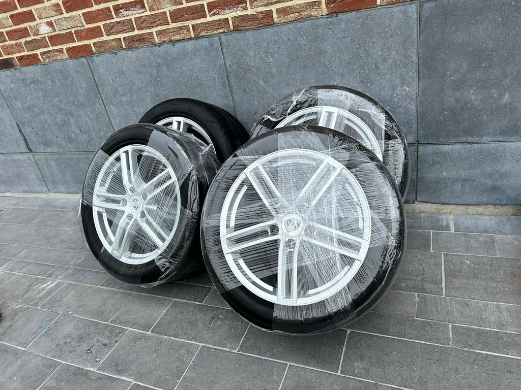 Set de jantes Porsche d’origine avec pneus hankook nickel, Enlèvement ou Envoi, Pneu(s)