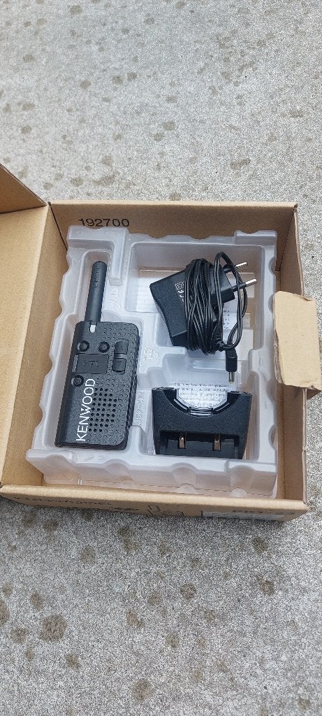 Walkie talkie kenwood KENWOOD - PKT 23, Telecommunicatie, Portofoons en Walkie-talkies, Ophalen, Zo goed als nieuw, Minder dan 2 km