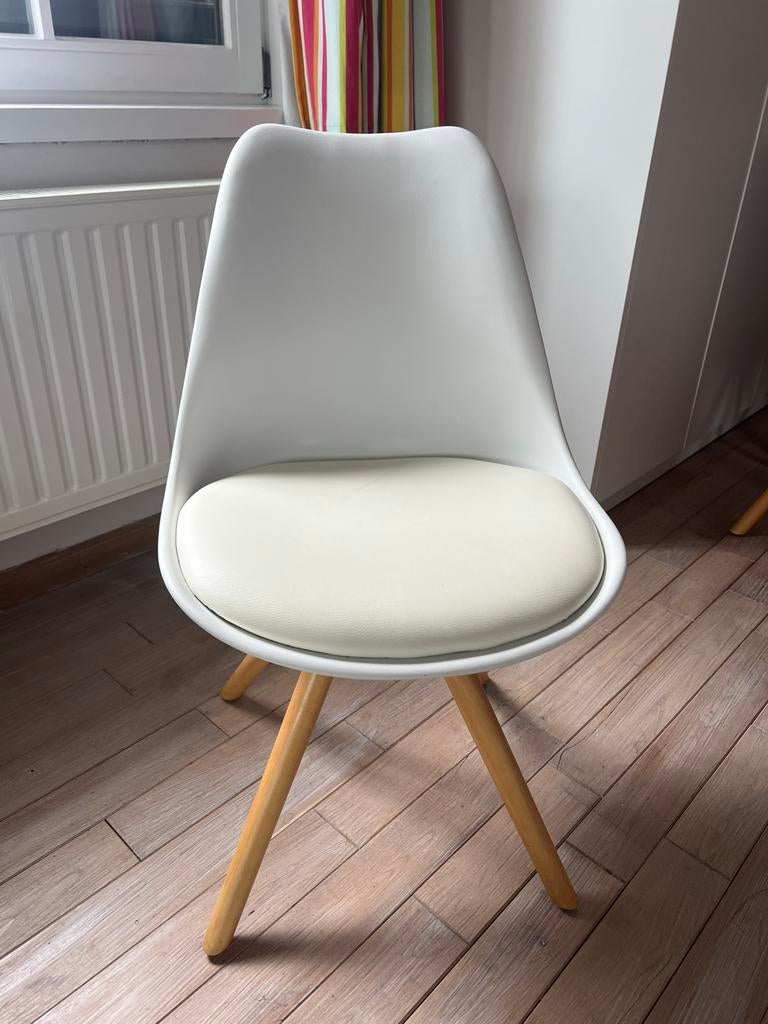 Lot de 6 chaises scandinaves blanches, Huis en Inrichting, Stoelen, Gebruikt, Wit, Scandinave, Vijf, Zes of meer stoelen