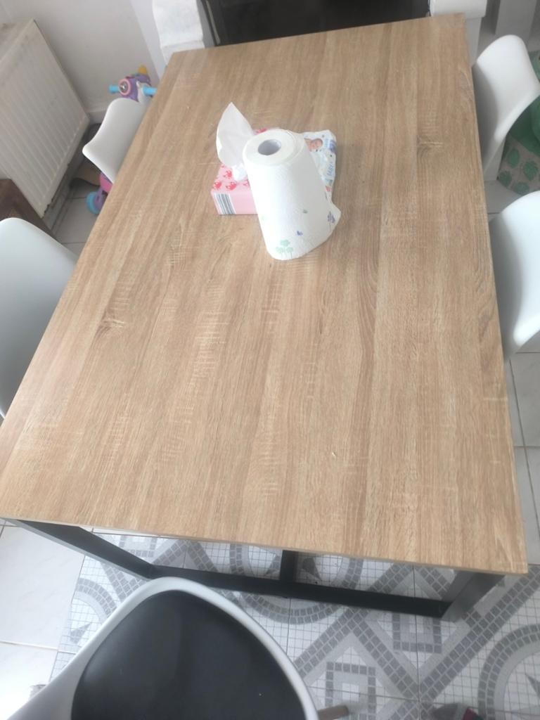 Table de salle à manger, Enlèvement