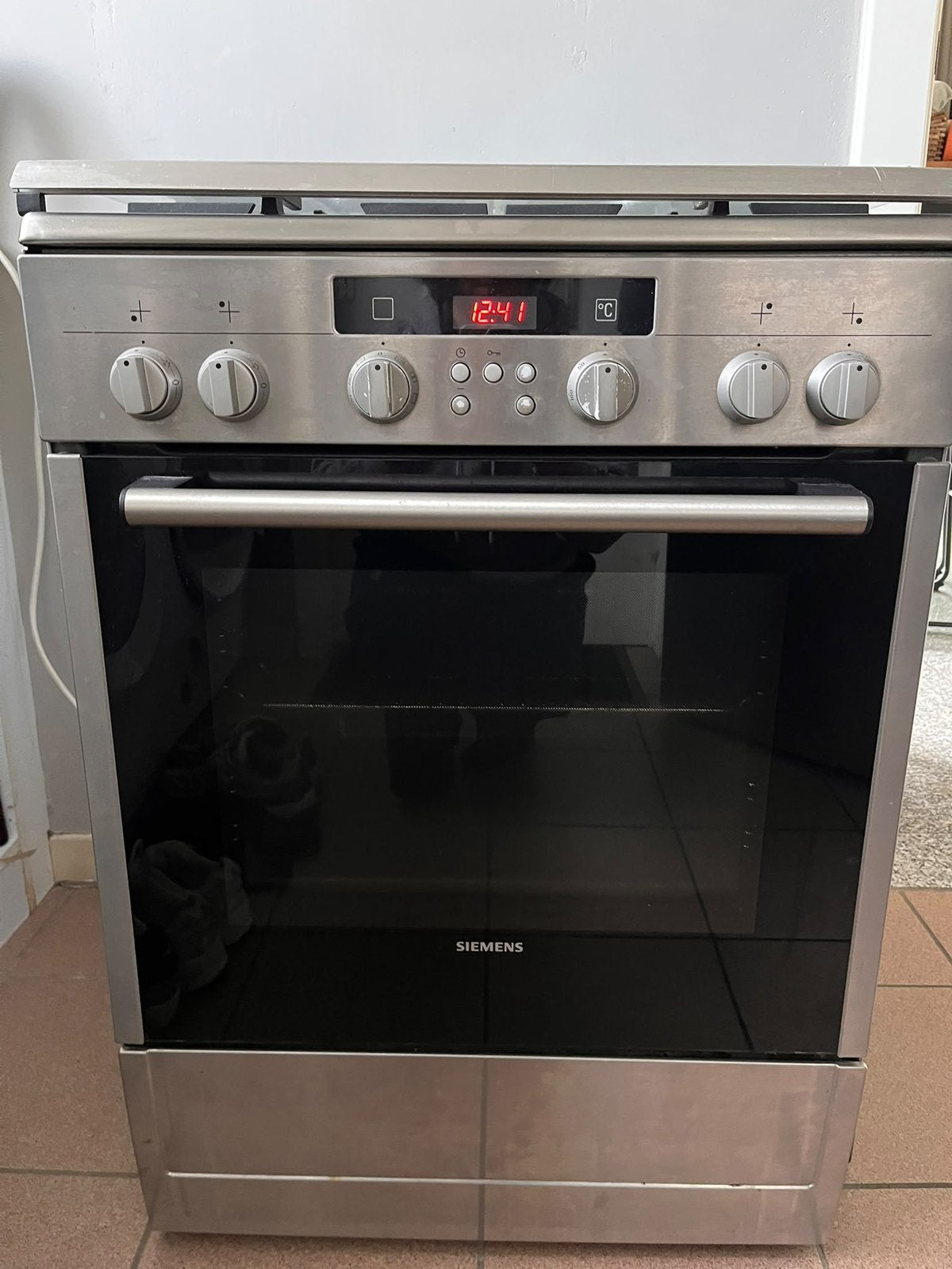 Alleenstaande oven / dubbele optie, Elektronische apparatuur, Gebruikt, 60 cm of meer, 4 kookzones, Gas