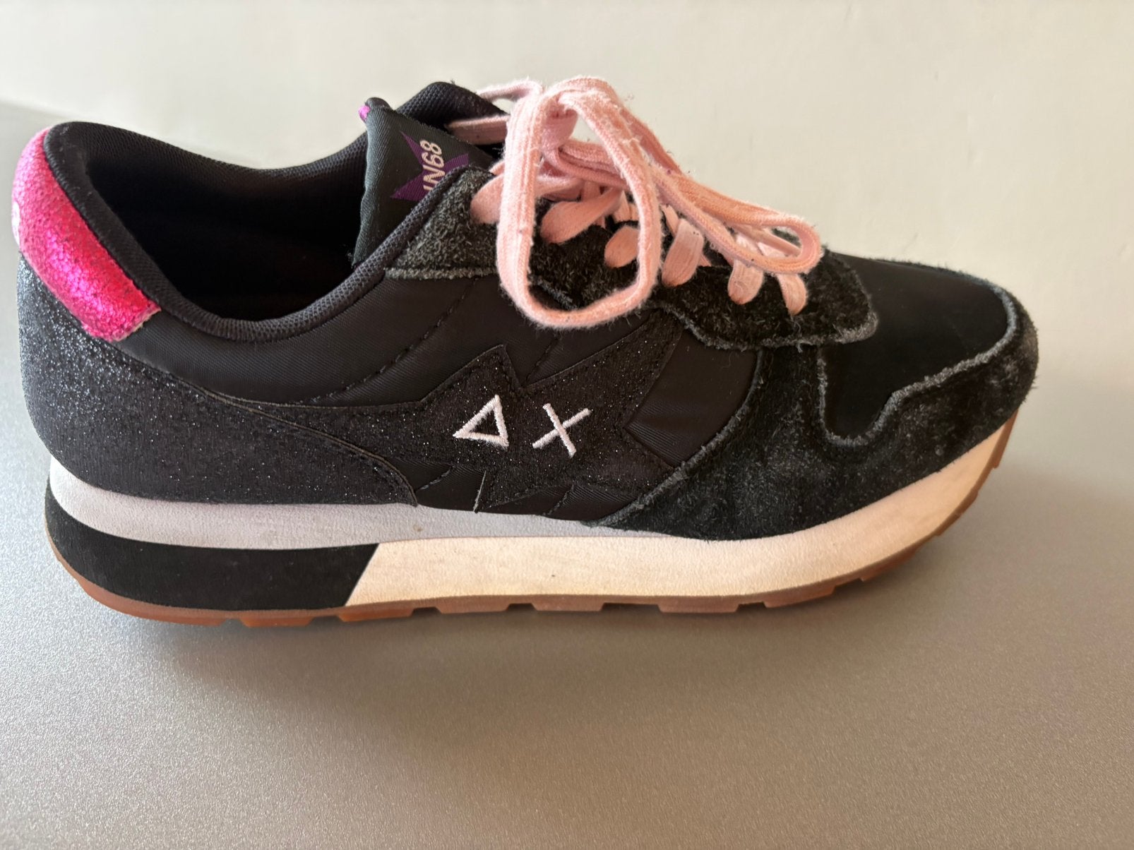 Sneackers noirs AX, Sneakers et Baskets, Porté, Noir, Envoi