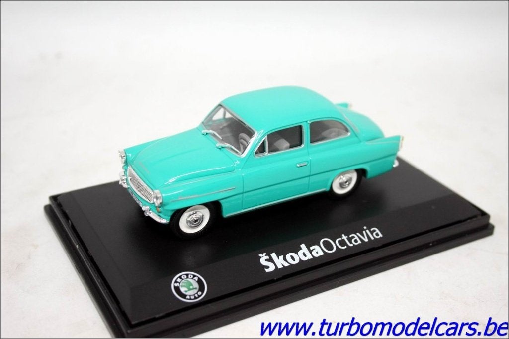 Skoda Octavia 1/43 Abrex, Ophalen of Verzenden, Zo goed als nieuw, Auto, Overige merken