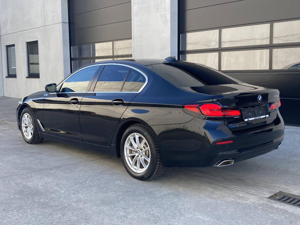 BMW 530i A Berline/Sportzetels/Leder/Camera/2 Jaar Garantie, Auto's, BMW, Automaat, 1998 cc, Achterwielaandrijving, Skiluik