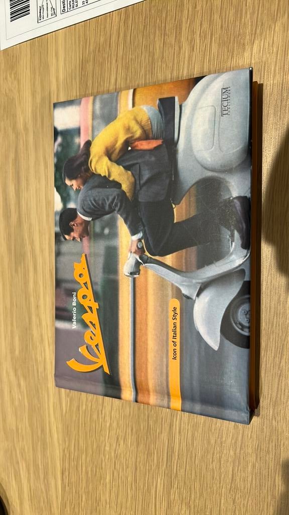 Vespa valerio boni 2007 nederlands frans, Boeken, Ophalen of Verzenden, Nieuw