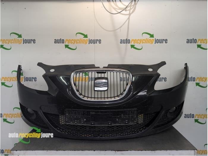 Voorbumper van een Seat Leon (LC9Z), Auto-onderdelen, Gebruikt, -, -, Bumper