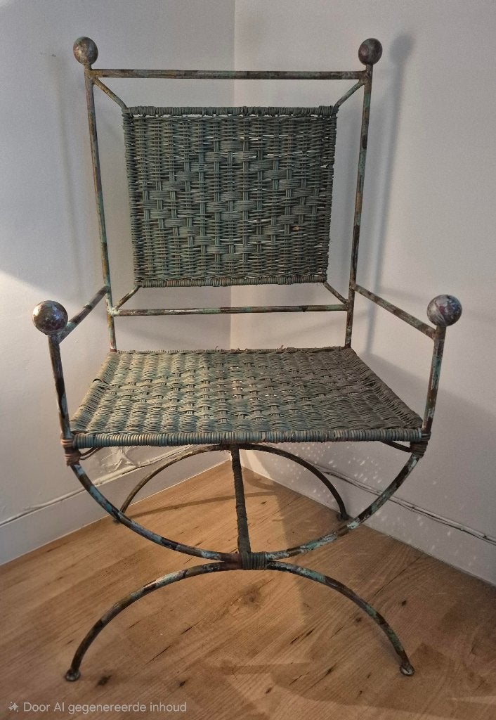 Sierlijke metalen stoel ,gevlochten zitting en rugleuning., Ophalen, Gebruikt, Overige kleuren, Brocante, landelijk, klassiek