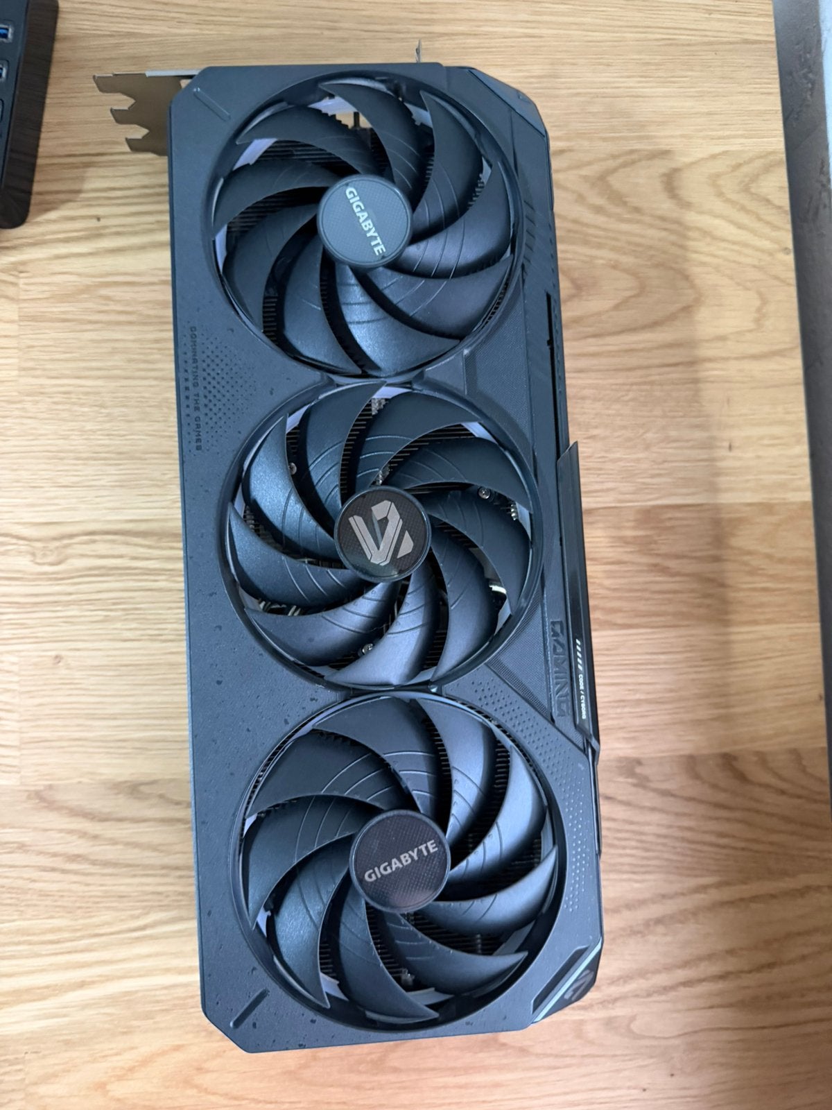 RTX 5090 Gigabyte Gaming OC 32 Go – Facture, Ophalen, Overige soorten, Zo goed als nieuw, PCI-Express 5