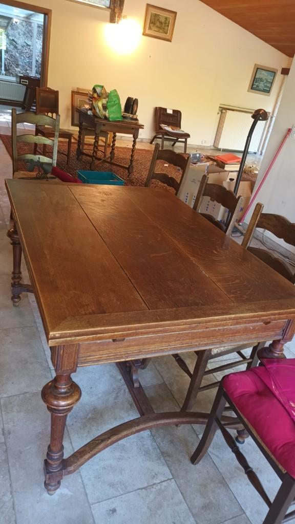 Table à manger chêne massif extensible + 10 chaises paillées, Henri II, 100 à 150 cm, Enlèvement, Utilisé