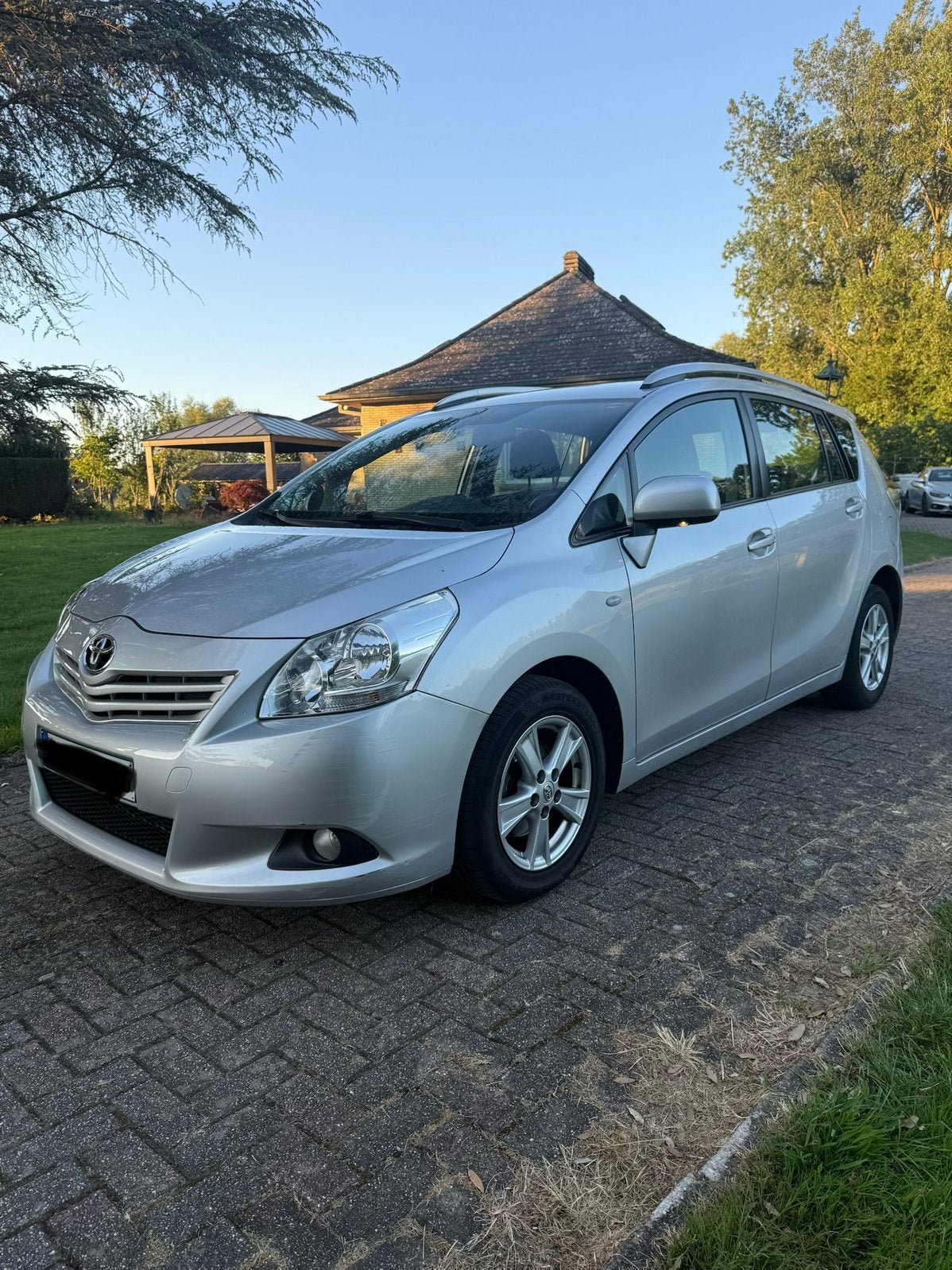 Toyota verso 7places automatique, Autos, Toyota, Euro 5, Achat, Entreprise, Automatique