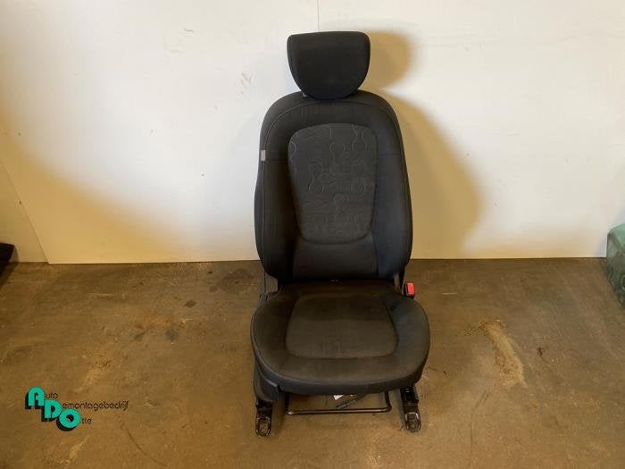 Stoel rechts van een Hyundai I20 (I20 08-), Gebruikt, -, -, Ophalen of Verzenden