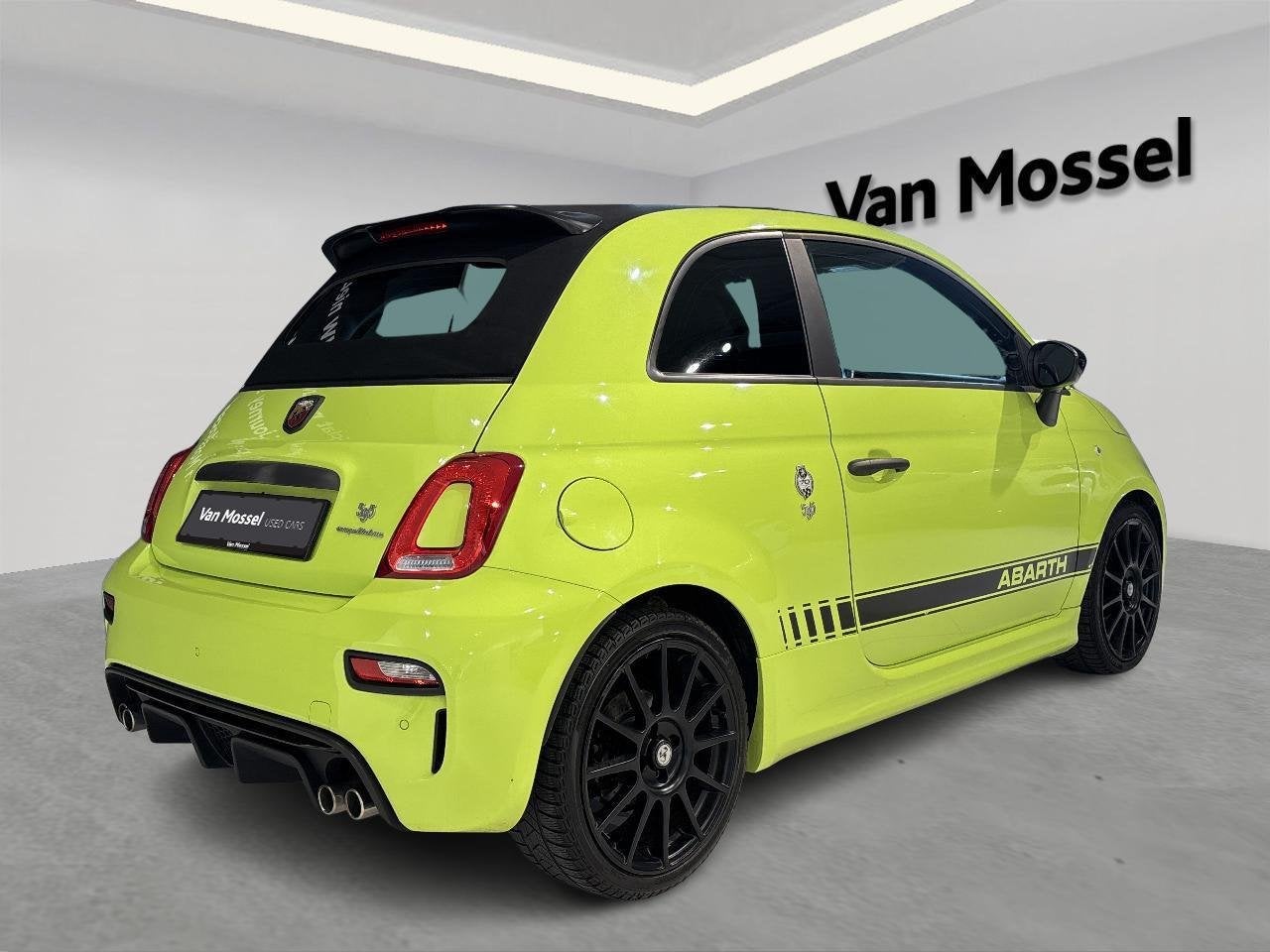 Abarth 500C 1.4 T-Jet 595 132kW Competizione, Auto's, Voorwielaandrijving, 4 zetels, Stof, 4 cilinders