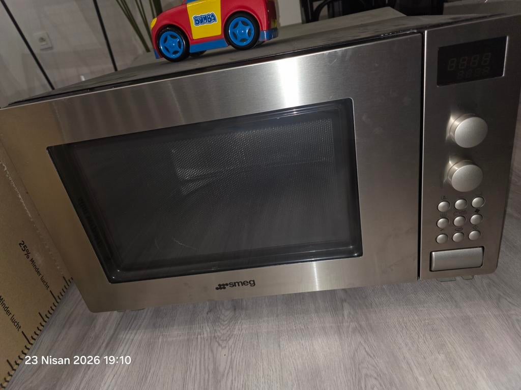 Smeg, Ophalen
