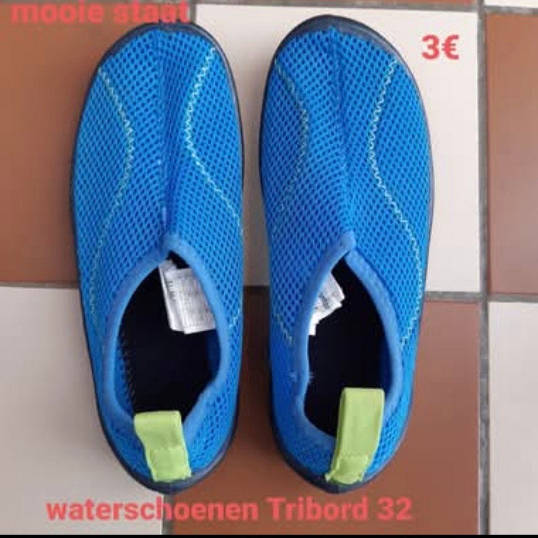 Waterschoenen 32, Kinderen en Baby's, Kinderkleding | Schoenen en Sokken, Ophalen, Zo goed als nieuw, Tribord