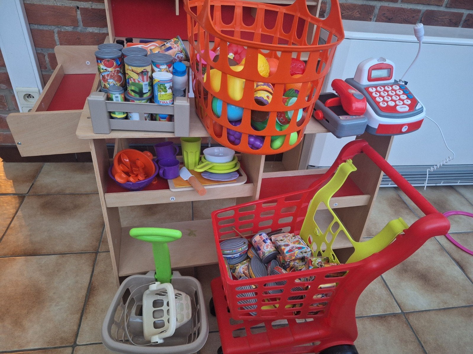 Magasin enfants, Enlèvement