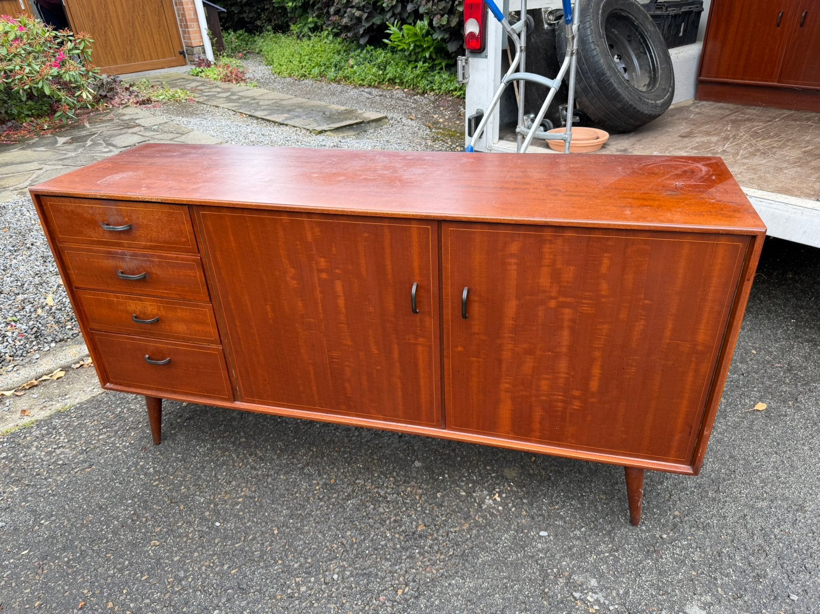 Vintage eetkamer uit de jaren 60-70, Ophalen