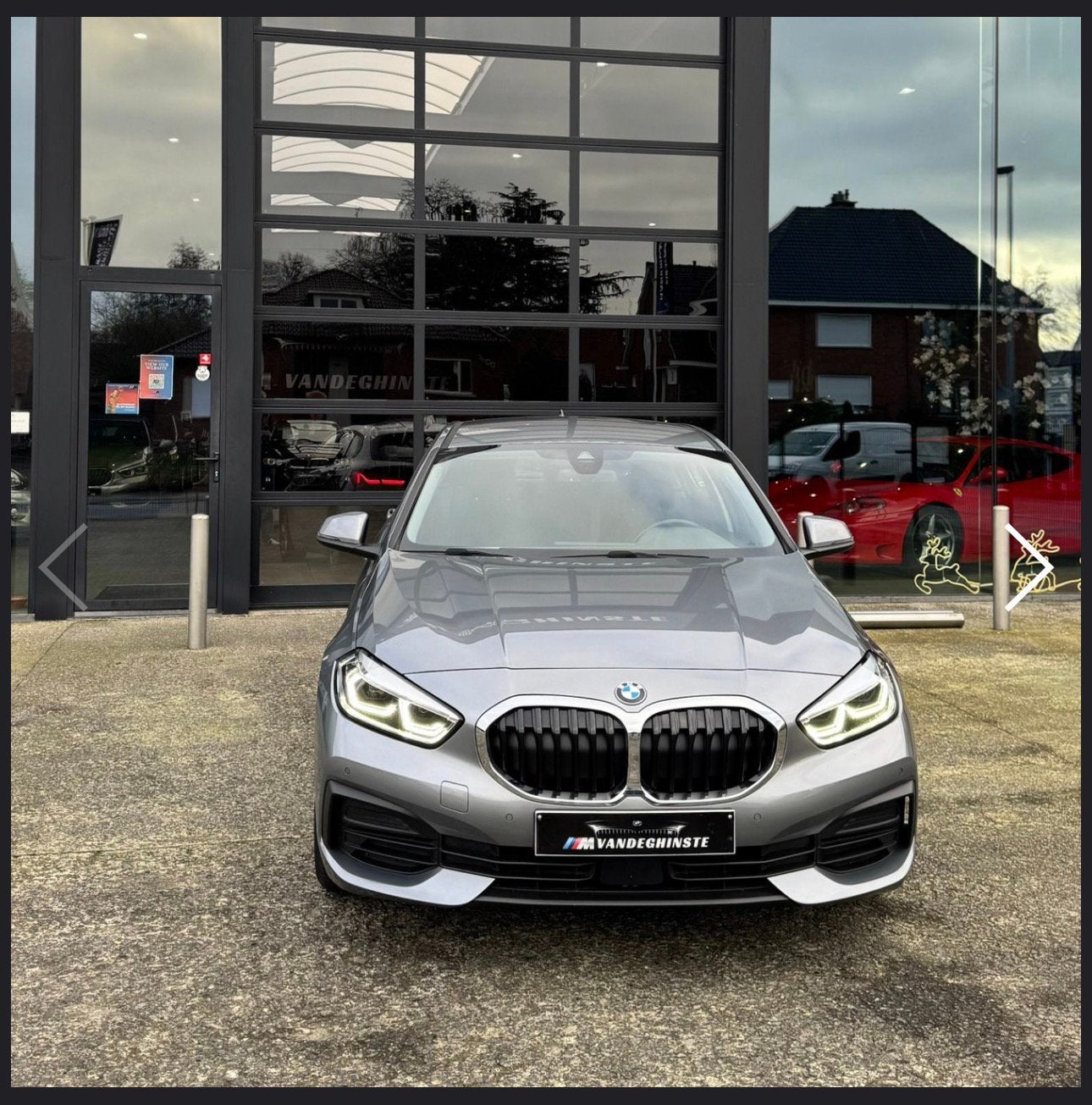 BMW 118i (2022) – Handgeschakeld  56.800 km 1 Jaar Garantie, Voorwielaandrijving, Zilver of Grijs, 1499 cc, BTW verrekenbaar
