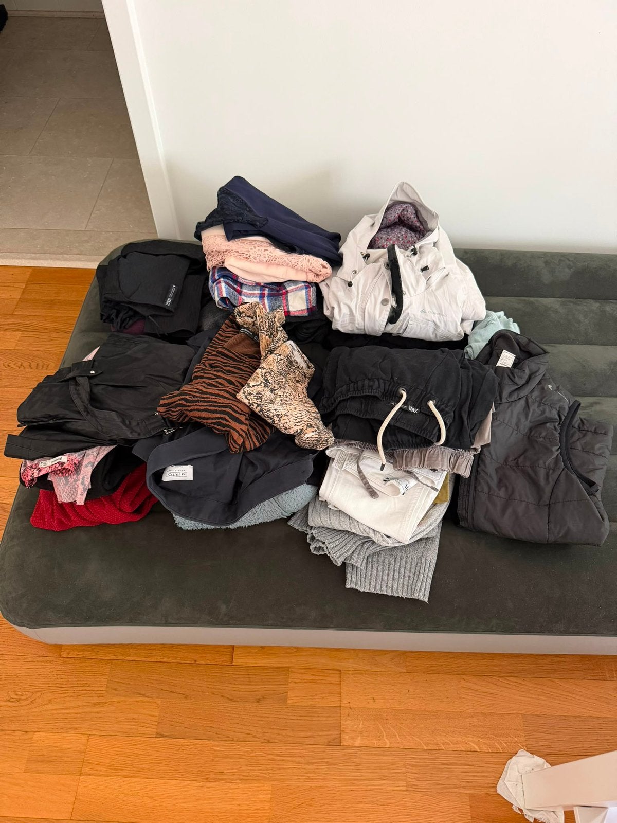 Pack de vêtements, Ophalen, Zo goed als nieuw