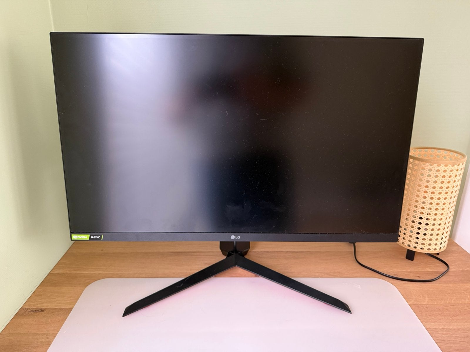 Gaming monitor Lg ultragear 27 inch, Computers en Software, Ophalen, Zo goed als nieuw, Gaming