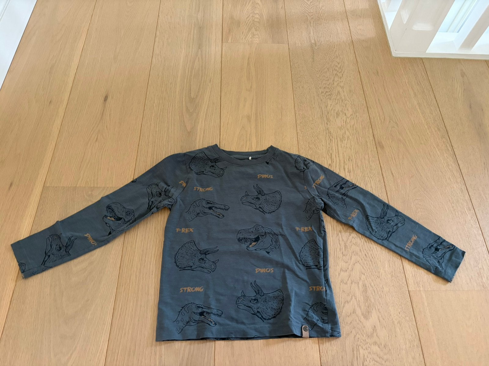 Longsleeve Minymo maat 122, Kinderen en Baby's, Kinderkleding | Maat 122, Ophalen of Verzenden, Zo goed als nieuw, Jongen, Shirt of Longsleeve