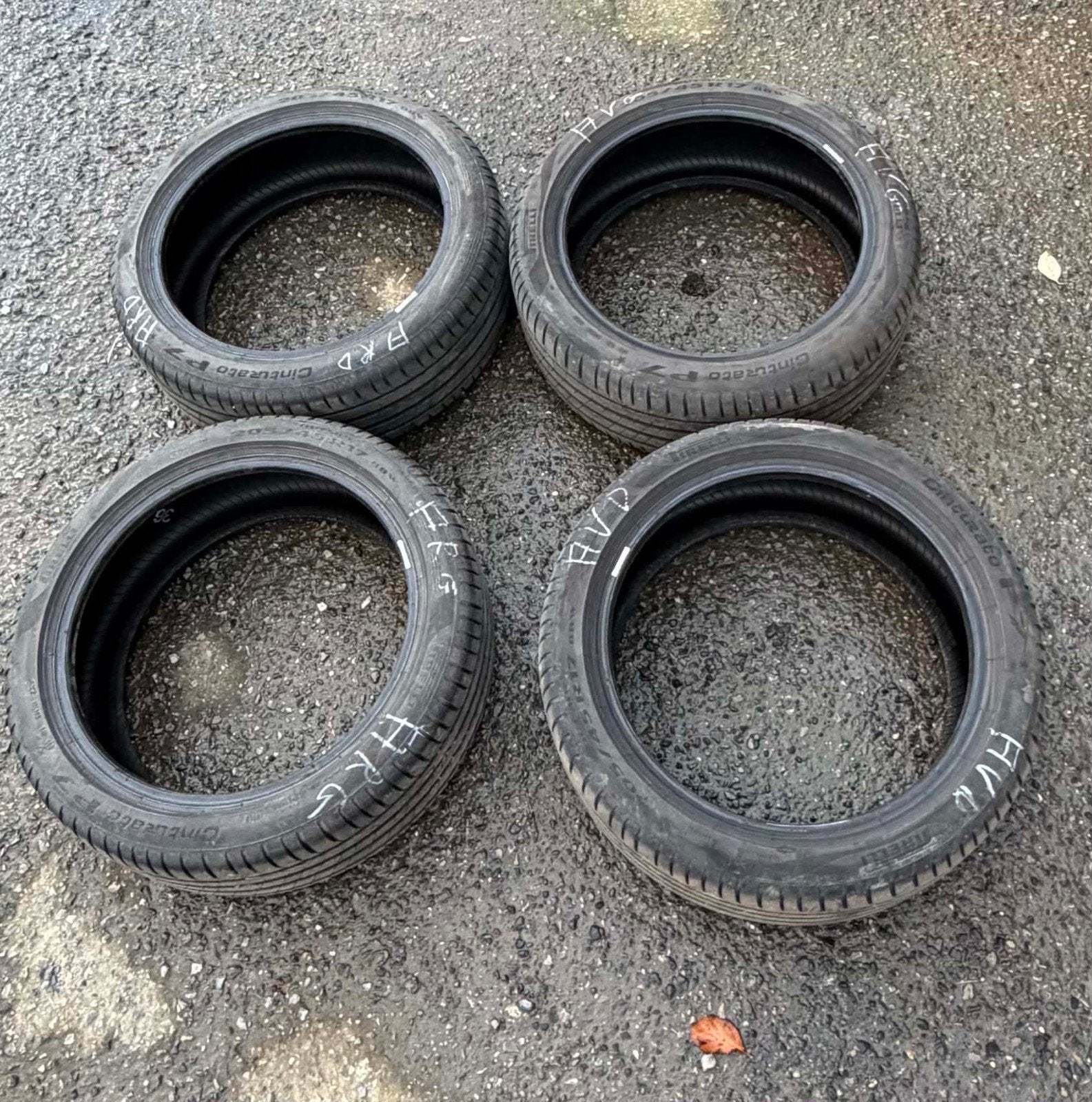 4 pneus été 205/45 R17 88W Pirelli, Enlèvement