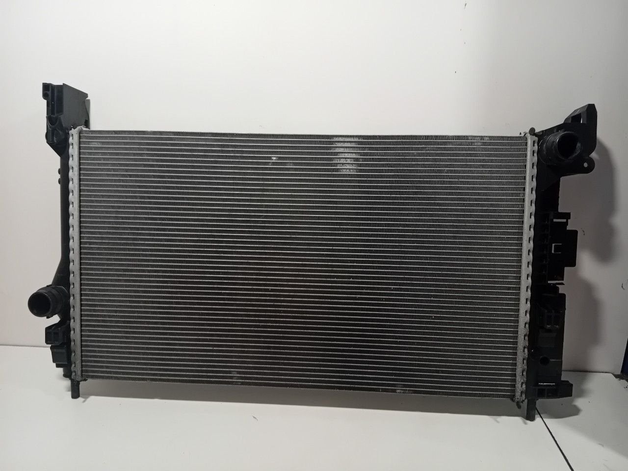 Radiateur Volvo XC90, Onderdelen@venauto.nl, Van der Ven Autorecycling B.V., Ettenseweg 76, 4706 PB Roosendaal, The Netherlands